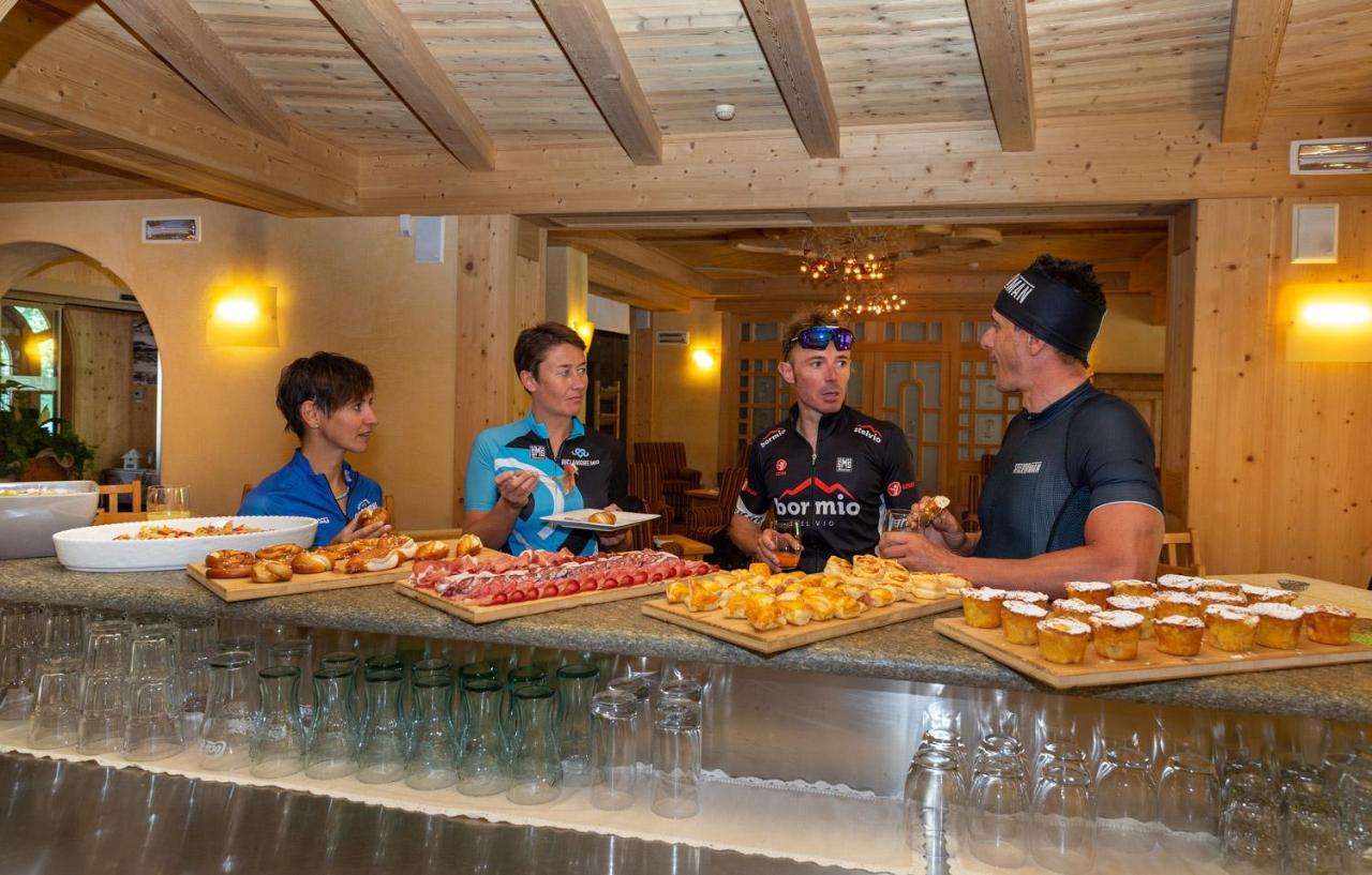 Hotel Funivia Bormio Luaran gambar